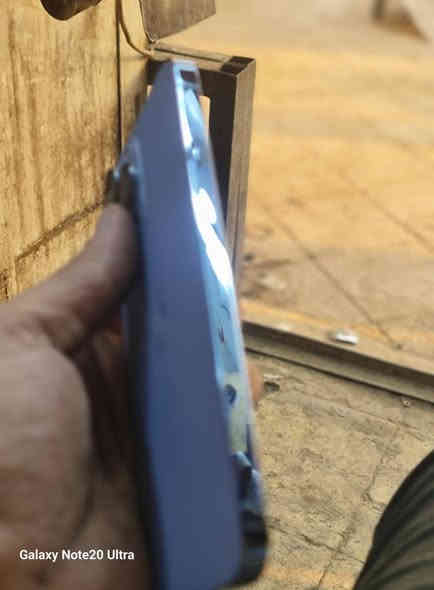 ايفون ١٣ أمريكي
نضافه ١٠٠بل ١٠٠
بطاريه ٨٥
بالشعب 
السعر ٧٢٥
***********
شرط لا تبديل ولا طاب صيانه
