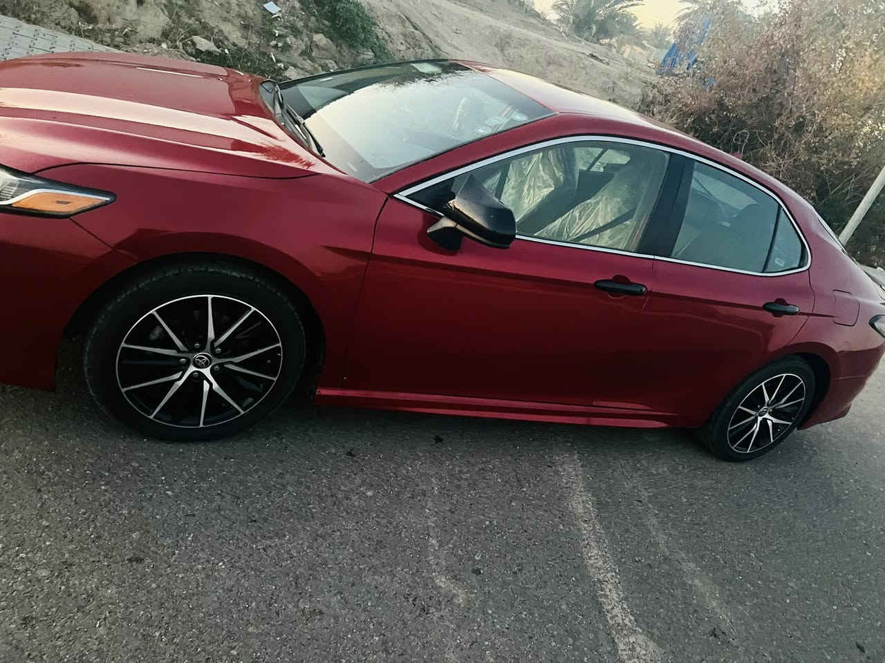 كامري موديل 2021
مواصفات SE
الحادث موجود بالصور 
جاهزه ما بيه نقص 
ماشيه 71 الف 
السعر 175 بيه مجال 
للاستفسار الاتصال 
***********
***********
