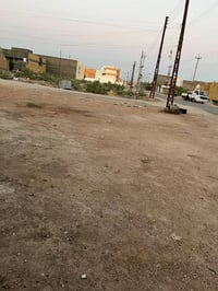 قطعه ركن 160 متر حي الجوادين. بشارع المدرسه الصينيه للبنات وبضهرها الم...