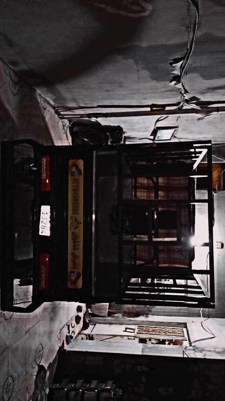 السلام عليكم ستوته  للبيع مرقمه تحويل بسمك ثاني يوم موديل 21 عليه محرك 2026لبارحه شاده ستوته نضيف مال بيت كهربائيات شغال كله ماناقصه كلشي سعره مليونين و750  ....رقم *********** واتساب موجود هم مكان كركوك
