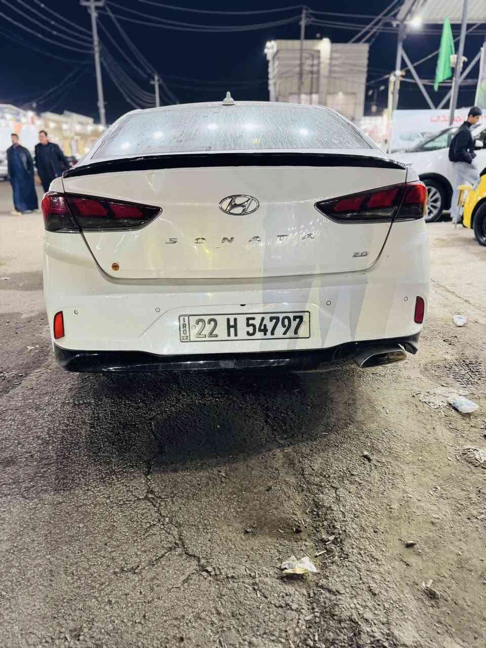 للبيع 🚘سوناتا
سيارة موديل 2018 شكل 2020
حادث خفيف بالبنيد لا شواصي ولا لغود
الجنطة مبدلة بالعراق

المواصفات:
 • فول كامل
 • واحد على واحد
 • جاهزة من كلشي
 • مكينة شرط
 • كير شرط
 • حدادة وتبريد ممتاز
 • بني رامة واحد على واحد

السعر: 12,800

📞 رقم الهاتف: ***********
📍 المكان: النجف
