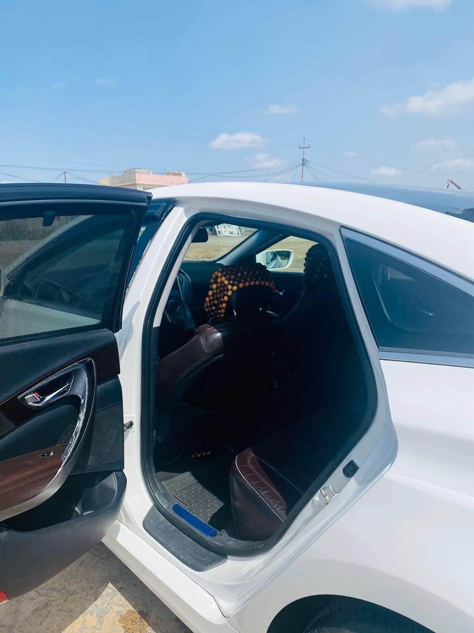 للبيع. أزير 2012 خليجي خـلـيـجـي فول مواصفات ViP رقم سليمانيه تحويل ثاني يوم هزه جديده
صبغ.  خشم البنيد  فقط باقي مكفول
مكينة 4 سلندر  دوش ( ما مفتوحة )
- مواصفات السيارة ViP فول 1/1
- بصمة تشغيل
- بصمة ابواب
- بصمة جنطة
- بنوراما طكتين
- كشنات جلد
- كشنات كهربائية
- كشنات تدليك
- حساسات خلفية
- تبريد خلفي
- كشنات تدفئة
- بردة خلفية كهربائية
- اوتو هولد
- اشاير بل مري
- مري شفط
- داخل صاج اسود
- سماعات انڤنتي
- مانع انزلاق
- مثبت سرعة
- تحكم استيرن
- انارة داخلية ليزرية
- انارة بل دشبول
- شاشة
 - كامرة خلفية
- انارة بل ابواب
- لد امامي
- لد خلفي
- ستيرن كهربائي ( متحرك ))
- دبل اكزوز خلفي
- اوكس + USB + ابلوتوث 
- تخم تاير
سياره نضيفه وحلوه وجاهزة للاخير
السعر 130 بيها مجال قليل *********** مكان ديالى الخالص 
‏‭
