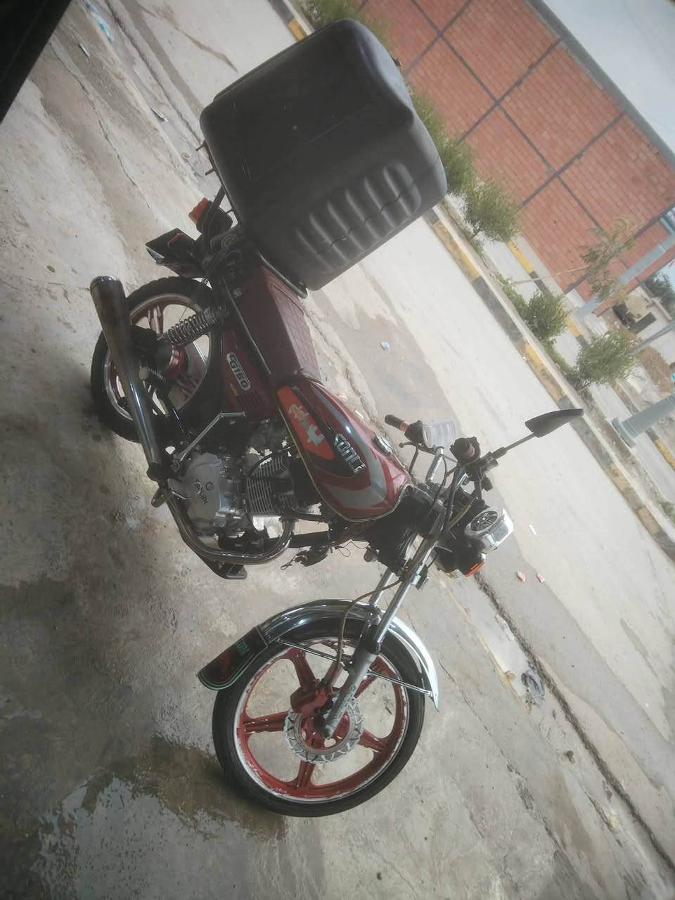 ماطور للبيع موديل 2023 شرط ماكينه ما مفتوح السعر 600 بي مجال ***********
