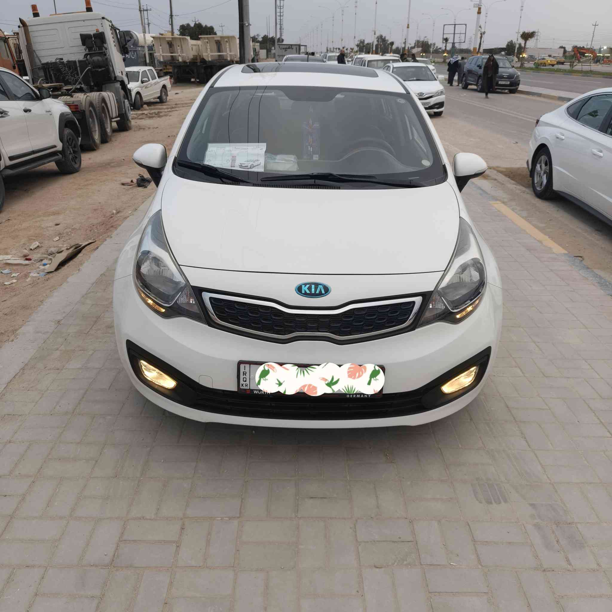 السلام عليكم كيا ريو موديل 2014 خليجي فول عده بصمه ماشيه 116 حقيقي مكفول محرك 1600 قطرتين رقم سليمانيه باسمي سنويه وهزه جديده لغايه 29 مكاني سماوه رقم الهاتف ***********
