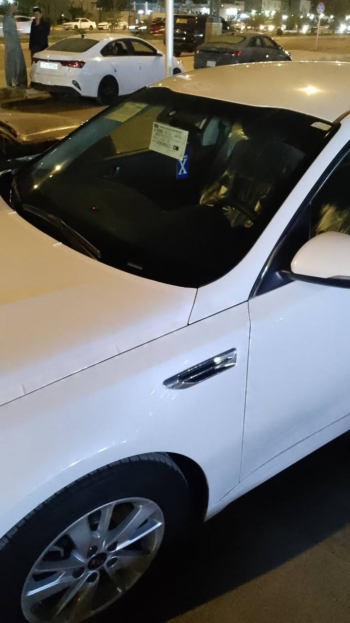 سلام عليكم كيا اوبتيما وارد امريكي مديل 2017 رقم مثنى كفاله عامه ضربه وتبديل وصبغ بس الاهلال الوره من امريكا وكتاب الفحص موجود وي الصور *********** السعر 133 وبيه مجال مكاني ناصريه مركز شراي يتصل
