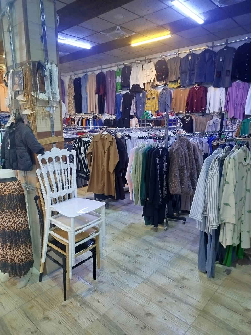 السلام عليكم ورحمة الله وبركاته 

يتوفر لدينا   كراسي للتأجير وللبيع 
العنوان.
 المحاويل حي 17  اول نزله الحي 17من جهة شارع علي ابن الحسين ع. خلف مجمع الكفيل قرب روضة ساندي بيل ،
♥️🌹💐

👇👇


**إذا كنت صاحب هذا الإعلان وتريد حذفه لأي سبب، رجاءا أرسل رسالة إلى الدعم الفني**