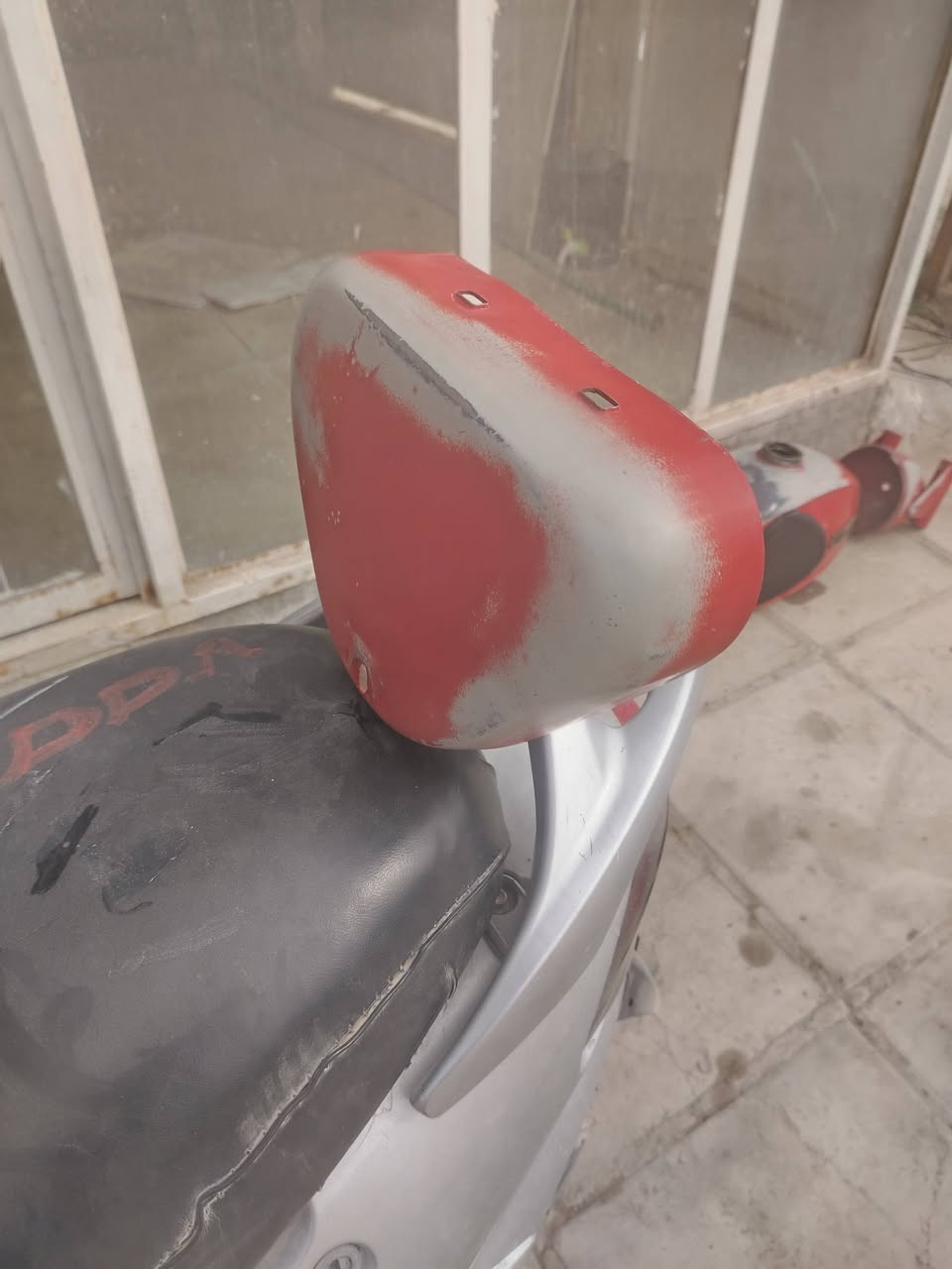 تحياتي للجنايه وهذا الكشر ٣ لعيونكم كشر مصبوغ عله طريقتي الخاصه اعيد وكرر مصبوغ لاتخابرني وتكلي بيش هذا الكشر البلادي *********** نجف ابوصخير
