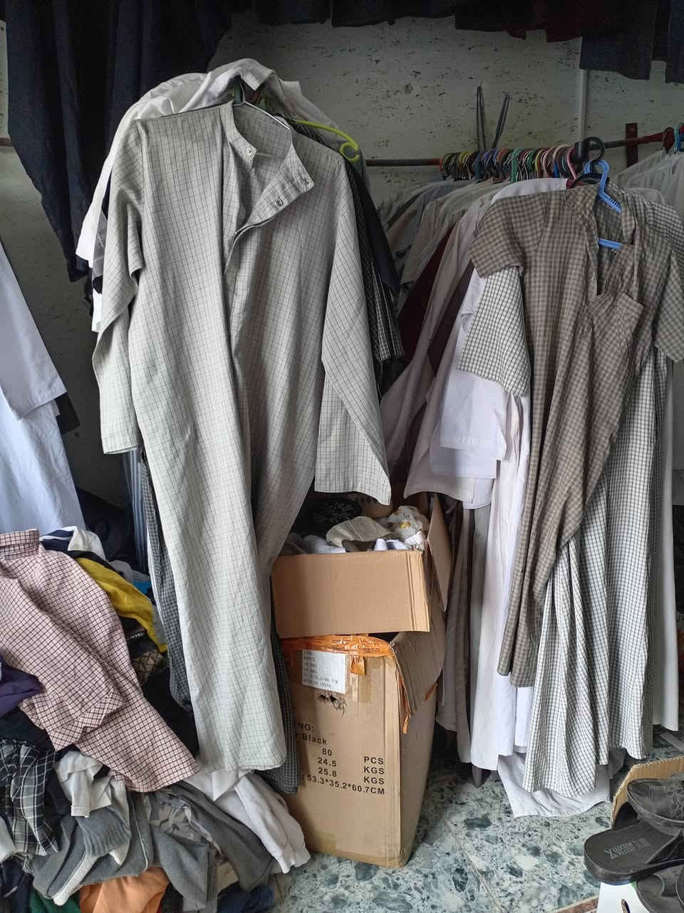 يوجد دشاديش خليجي وكلابيات ويشامغ الوان
بأسعار مناسبه جدا
الدشداشه ب٧
الكلابيه ب٣
واليشمغ احمر وابيظ وغتره ب٥
العنوان
محل الخليج ابو شهاب
حديثه سوق الحي العسكري مقابيل مدرسة البسمه للبنات العماره الصفراء


**إذا كنت صاحب هذا الإعلان وتريد حذفه لأي سبب، رجاءا أرسل رسالة إلى الدعم الفني**