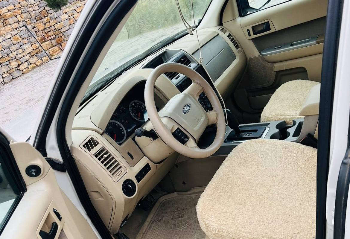 فۆرت ئیسکەیپ 2012
زۆجوان،مۆدێل
وەک سفروایە، 114،هەزارڕۆشتووە
فول مواصفات،ئۆتۆماتیک، سڵاید، ABS
کۆدی دەرگا،توڵی سەقف،ناوزەرد،جام کارەبا، ئاوێنەکارەبا، 4تایەی لۆکی لەژێرە
گێڕومەکینەی نەکراوەتەوە،سەنەوی

سعر لە کۆمێنت داوابکە ڕاستەخۆ بۆت دیت 📩 

 تەواوبووە،تەنها 2پەڵە بۆیاخی هەیە
بێ ناوگرتن،بێ تەقەوڕەقە بێ مەسرەف
ماشاءاللە لەسەردەقی شەریکە ماوەتەوە
تێبینی سۆنەرم داناوە

ژمارەی خاوەنی 
***********
***********
هەڵەبجەی شەهید
