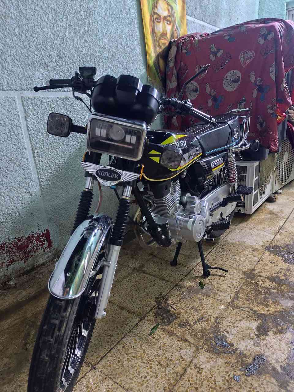 السلام عليكم دراجه سونك 5 كير 2025 ماشيه 6000 دارجه جديده و ما مشتغل بيها سعرها 775و بيها مجال 
بغداد مدينة الصدر 
***********
