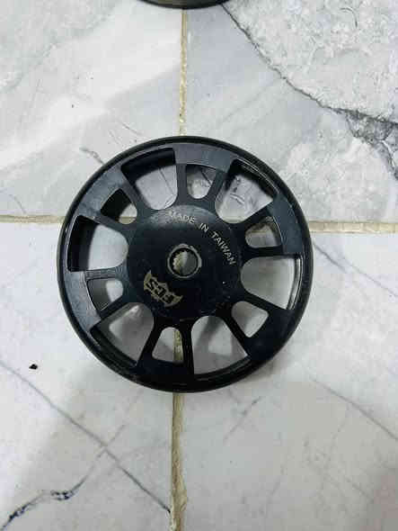 غراض مال تفصيخ ماكس بس الكابريتا تجاري جديديه وبنز الخلفي واحد منهم اصلي والخ تجاري انطيني سعرك عجبني ابيعك جوء السوك ابيعلك *********** خاص مفتوح
