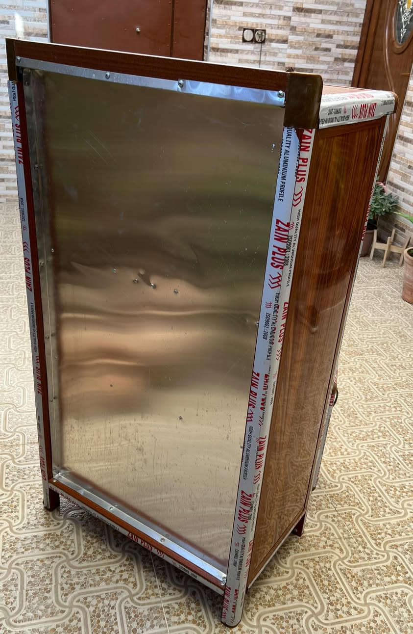 السلام عليكم دولاب للبيع جديد جداً  والسعر عالخاص


**إذا كنت صاحب هذا الإعلان وتريد حذفه لأي سبب، رجاءا أرسل رسالة إلى الدعم الفني**