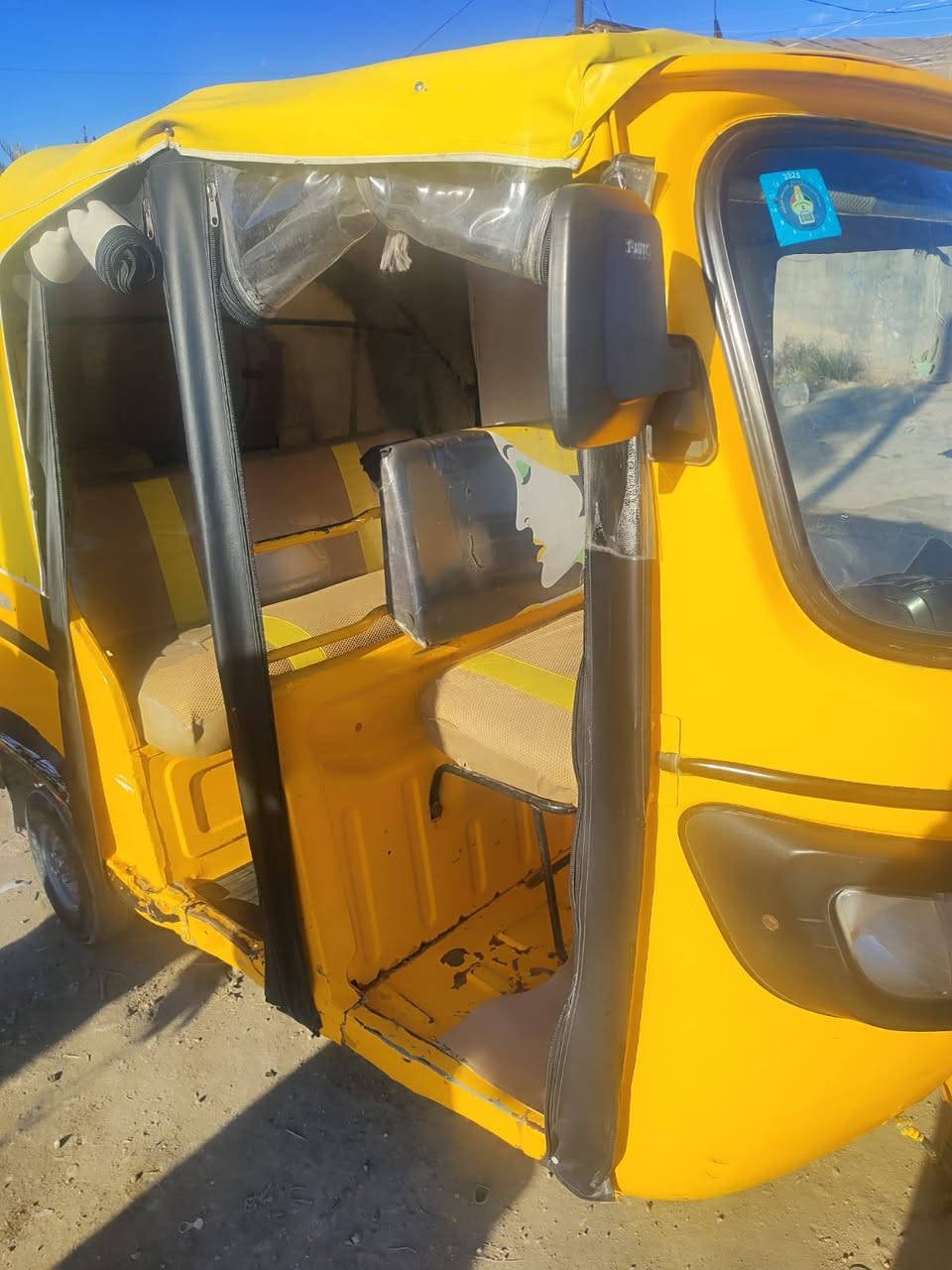 السلام عليكم تكتك نوع TVS   موديل 19 تكتك خير من الله مرقمة عنواني بغداد الزعفرانية  السعر خمس ملايين ومية وبيها مجال /// 5و100 رقمي (***********)
