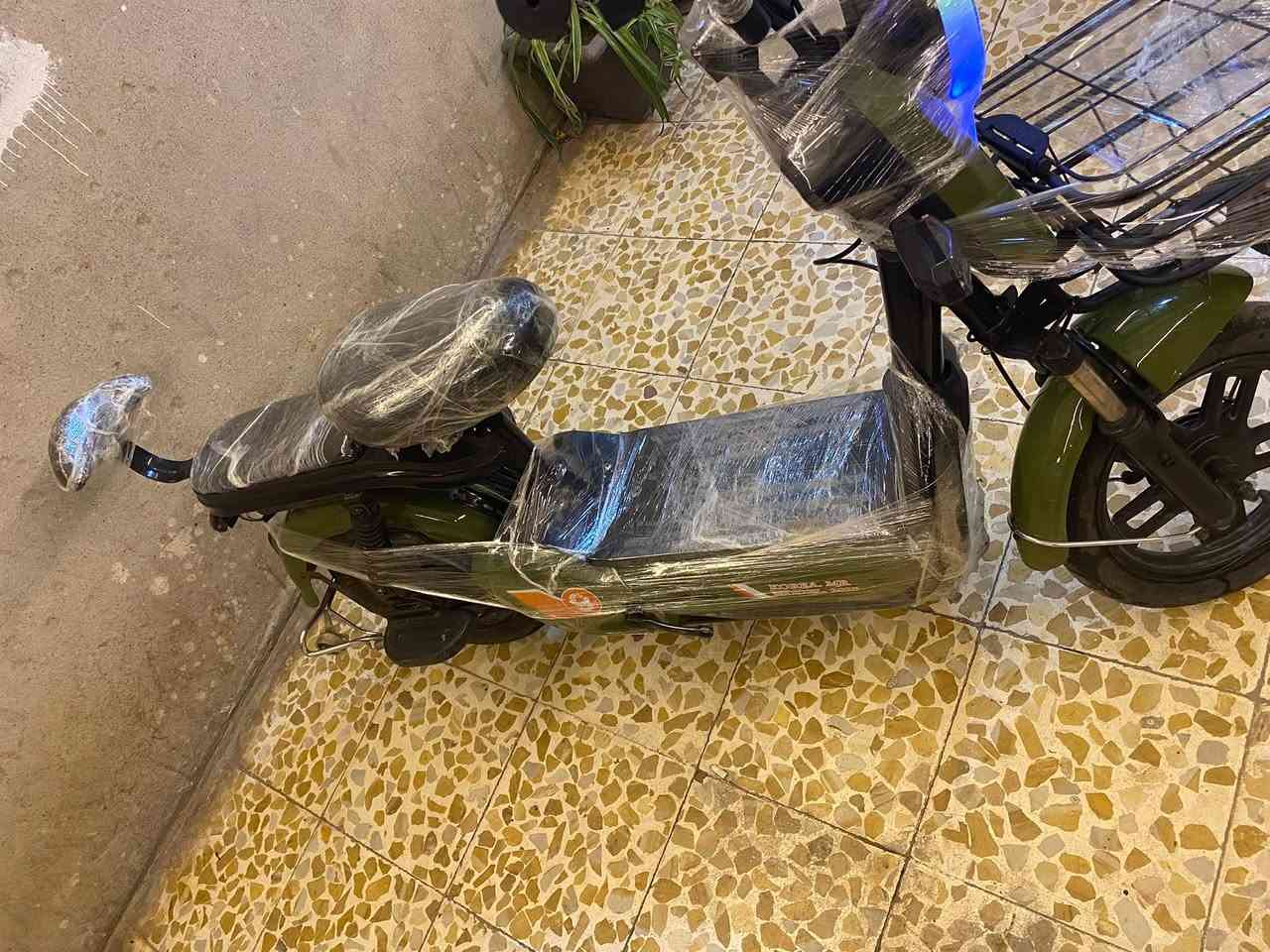السلام عليكم بيسكل شحن ٤ بطاريات *بصمه تشغيل البيسكل مستغدم شي قليل تيرات جديده فول بل شحن وين 🔥200 الف


**إذا كنت صاحب هذا الإعلان وتريد حذفه لأي سبب، رجاءا أرسل رسالة إلى الدعم الفني**