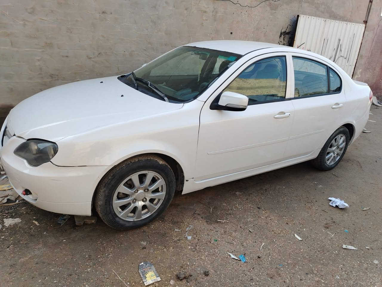 بروتون ٢٠١٣ رقم بغداد سياره جاهزه  عليها ادامه كامله تخم تاير عبوه فيتبم كله جديد تبريد ثلج سياره خير من الله سعره ٦٣ وبيها مجال للطيبين مكان بغداد اتصال فقط ***********
