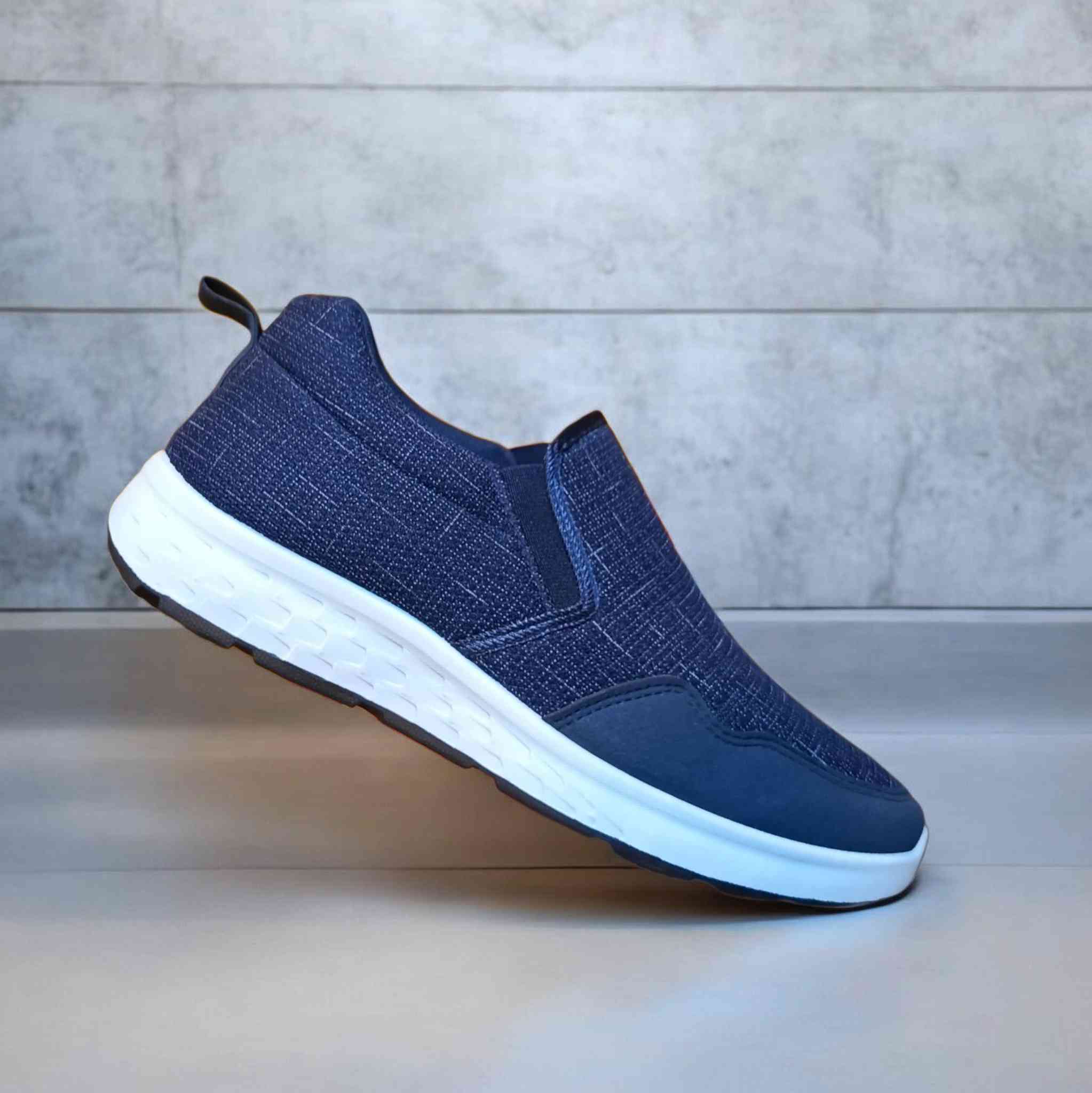 ♦️▫️♦️▫️♦️🔱عمر القره غولي🔱♦️▫️♦️▫️♦️

                      السعر 💢 10,000💢

قياس ▫️ 40 ▫️ 41 ▫️ 42 ▫️ 43 ▫️ 44 ▫️ 45 ▫️ 

العنوان 🔰 الأنبار ▫️ الرمادي ▫️ شارع الاسكان مقابل مجمع الفجر التجاري 

توصيل ♦️ ***********♦️
