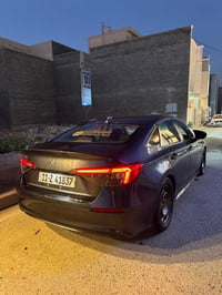 هوندا سفيك 2023  مكينه 2000 بانزين  رقم بغداد باسمي  موصفات بصمه  لد ا...