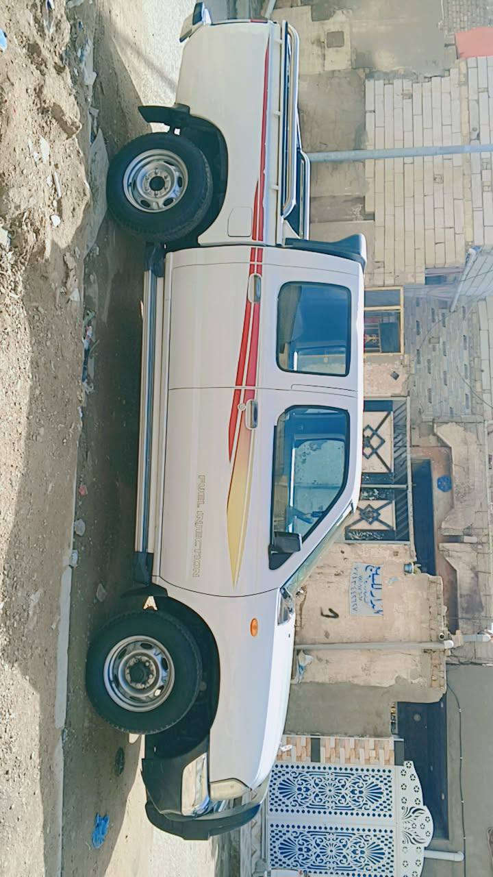 سلام عليكم بيكم نيسان 2008 سياره مكفولة من الضربه من عده جراد بلقماره مصبوغه بس القمارة المكان ميسان المجر الكبير  السعر 100 الاستفسار عله هاذ الرقم *********** / ***********
