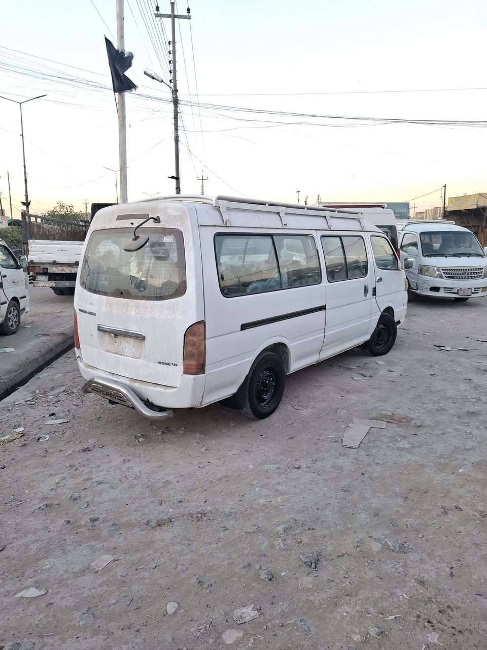 سلام عليكم جنبي للبيع الفين 2015سياره مكفوله حداديه كله جديدد مكينه اوكير وكسن كله مكفول سياره كاعيه جديده ستوني مسويه لايت زنون كهربائيّة كله شغاله
السعر 77بيه مجال للطيبين 
مكان سياره ناصريه قضاء الرفاعي 
رجاء اذه ماعجبك المنشور اعبره 
***********
***********
