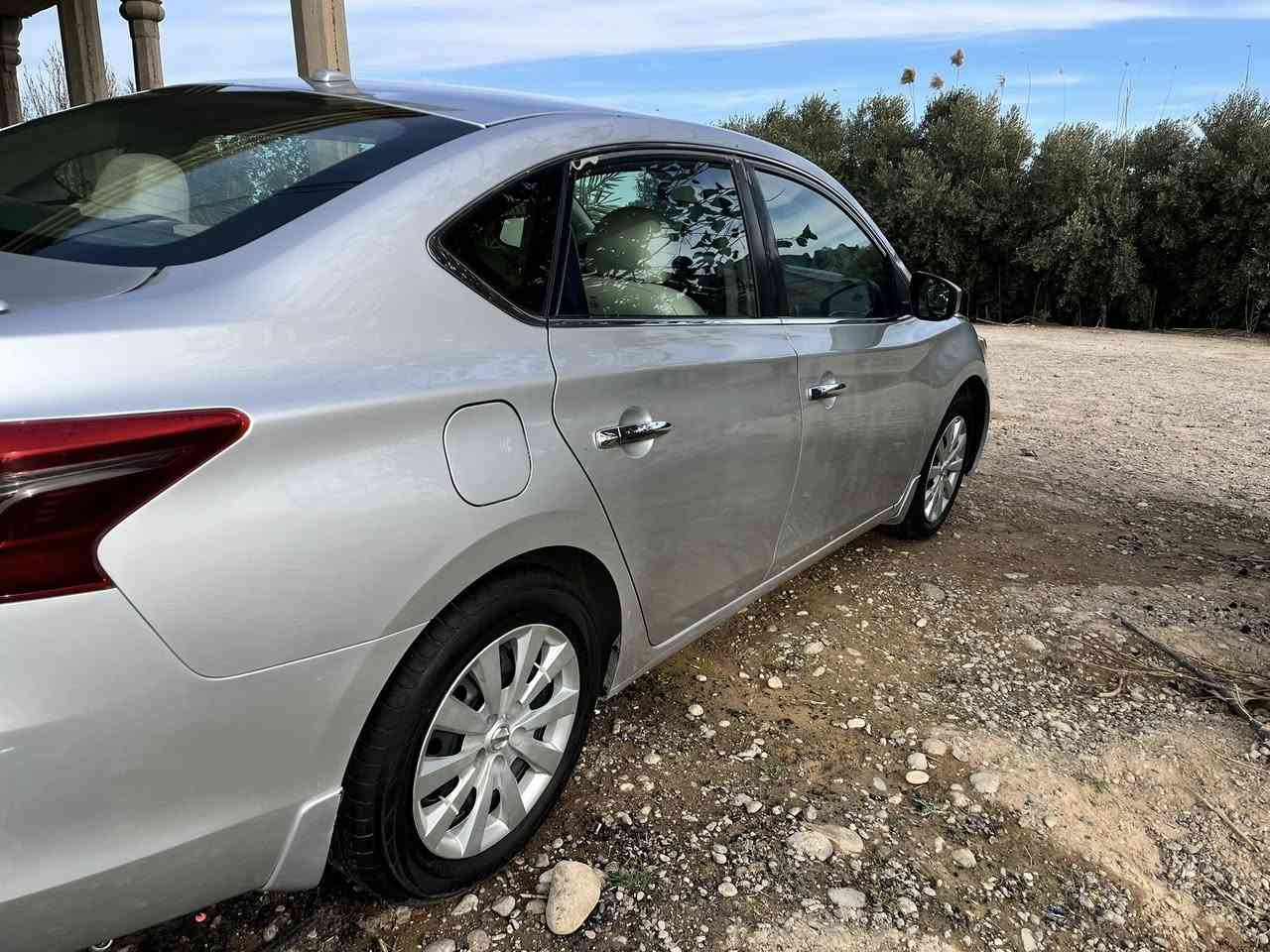 السلام عليكم 
#للبيع سنترا 2018 امريكي
 
كير محرك شرط 
صدر كلة جديد تخم تاير جديد 
#ماشية 65 الف شرط سبير منازل
داخل مدوشم جلد درجه اولى 
#ضرر موجود بل صور وبيها ملاحضتين بسيطات 
رقم صلاح الدين سنويه مو ساقطة شرط التحويل 
#سعر 118 وبيها مجال 
مكاني صلاح الدين سامراء العباسيه 
رقم *********** بي واتساب
