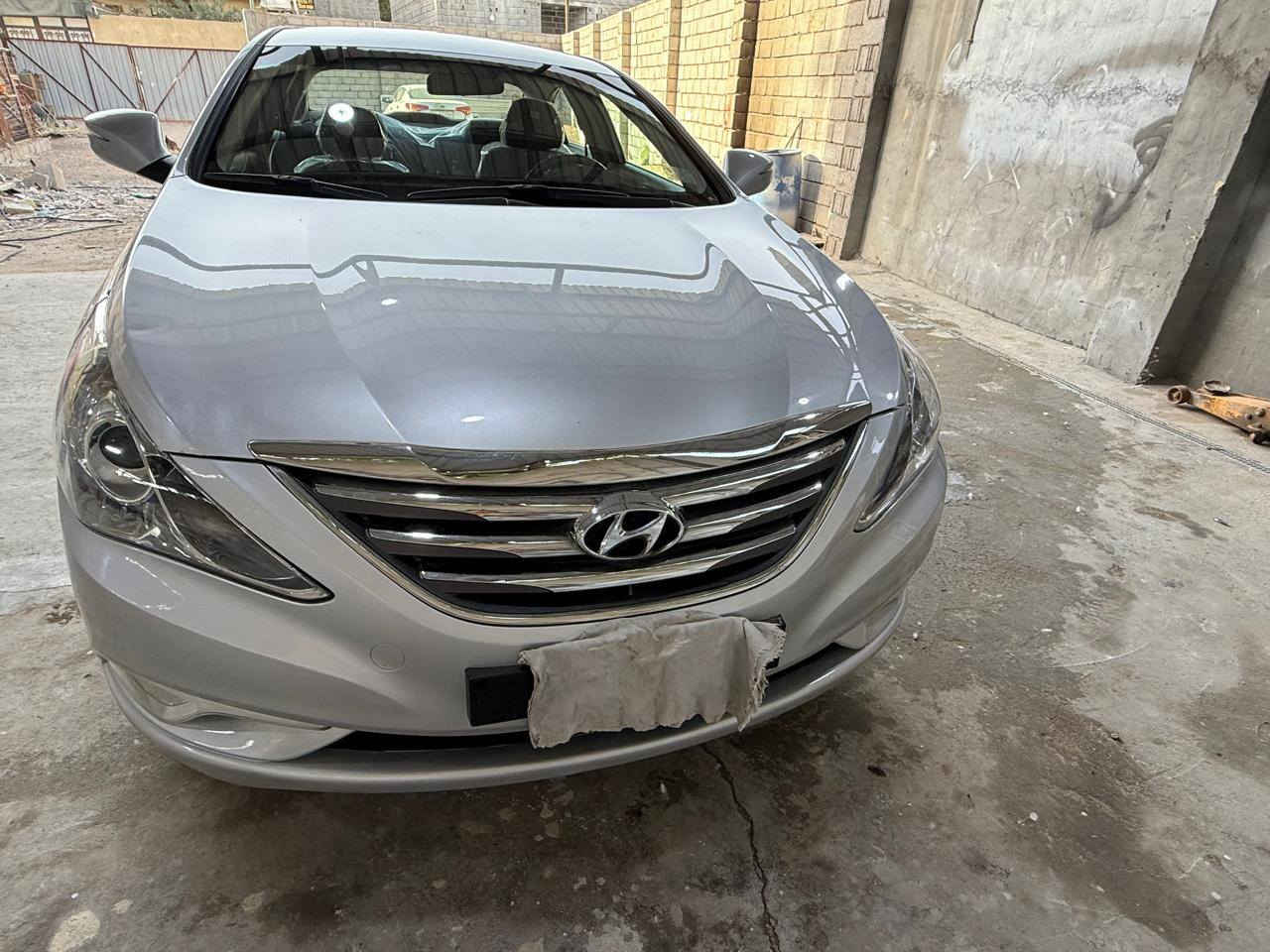 سوناته وارد كوري 2014 رقم بصره كفاله عامه ماشيه 57 حقيقي السياره على وضع الشركه دواخل صاج تبريد قطعتين تحكم ستيرن السياره جاهزه ما بيه نقص *********** متواجد واتس اب البصرة, العراق
