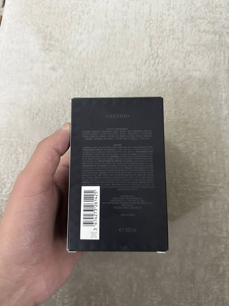 للبيع 🛑
للبيع عطر فالنتينو مستعمل مثل ما موضح 

السعر: ٨٥ الف 

العنوان : بغداد الكراده العرصات متواجد من ساعه ٥ العصر الى ساعه ١١ بالليل 

للاستفسار: ***********
