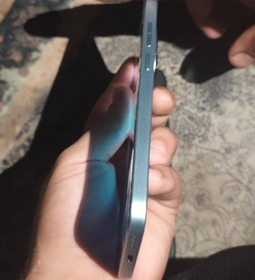 REDMI Note 15 Pro 5G
للبيع ستوه نزل صار شهر بعده جديد بالضمان استعمال ٢٠ يوم 
مكاني ديوانيه 
ذاكرة ٢٥٦
عشوائيه ١٢+١٢
كامرة ٢٠٠ ميكا
سعر ٤٥٠


**إذا كنت صاحب هذا الإعلان وتريد حذفه لأي سبب، رجاءا أرسل رسالة إلى الدعم الفني**