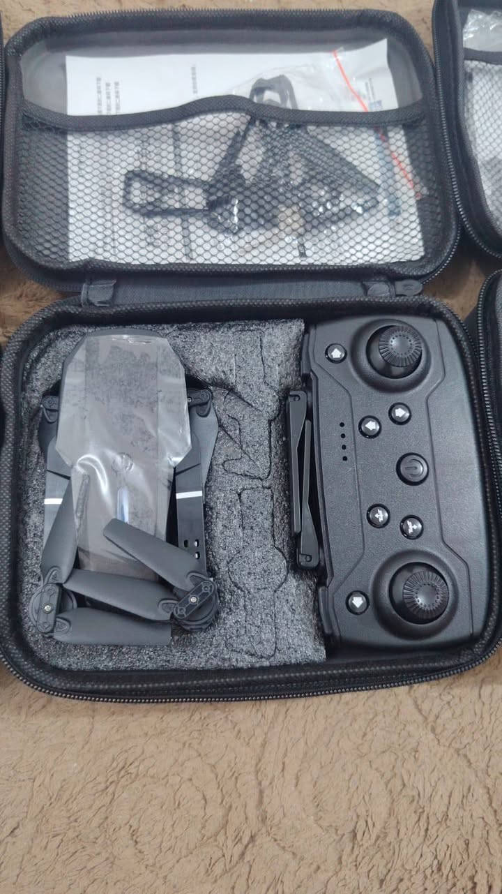 السلام عليكم جميعا للبيع 4 انا مكلف بنشر بس
صاحب الدرونات هذا ***********واتساب و اتصال
