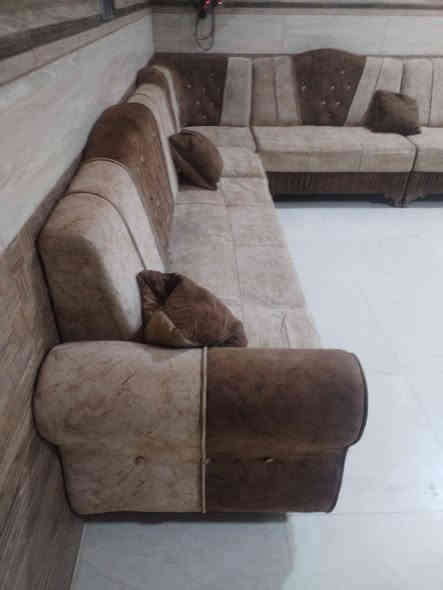 إعادة نشر بسبب الوعود الكاذبة
السلام عليكم
تخم ديوانية عراقي للبيع في خان بني سعد الحي العصري 
13 مقعد طوله 7 أمتار
السعر 175 ألف وبيه مجال بسيط للشراي
للتواصل واتساب ورقم تليفون ***********
