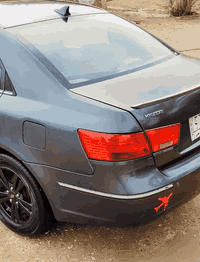 ##للبيع أو مراوس 
سوناتا موديل 2009رقم بغداد باسمي فول مواصفات فتحه تحكمات كشن كهرباء باقي مواصفات معروفه 
بيها 3قطع صبغ وخشم بنيد بي طخه مصلحه 
2400 جاهزه خير من الله 
السعر 107 بي مجال بسيط 
الاستفسار ***********
