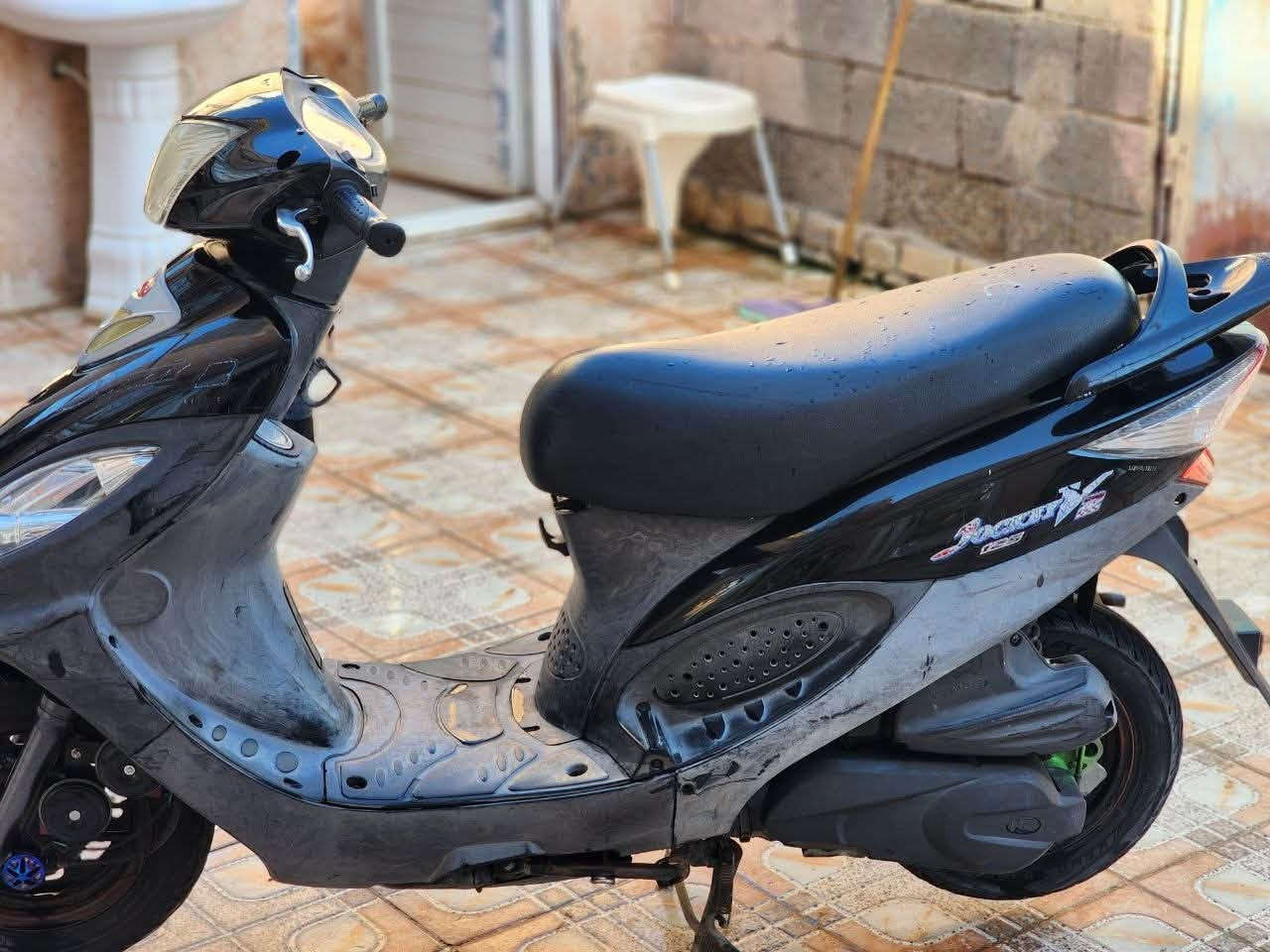 يالله وينه اليدور مال زياره هاذ الاسود 
كامكو كفاله عامه من كلشي شرط كارتون ماعوزها برغي واحد للبيع سعر ٧٥٠وبيها مجال 
ملاحضه اني مو ابو دراجه هاذ رقم راعيها
 ***********
مكان قضاء رفاعي
