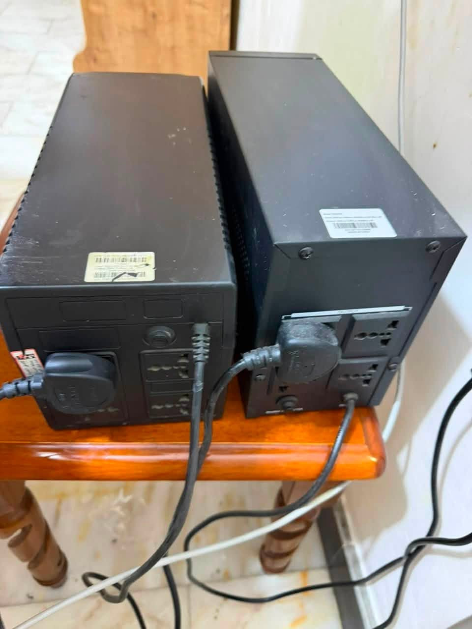 السلام عليكم
يو بي اس عدد ٢
3000AV X4batt
1500AV X2batt

صاحب القطع 
محمد جمال / متوفر واتساب 
العنوان بغداد / الدورة 

+964 771 175 7566
