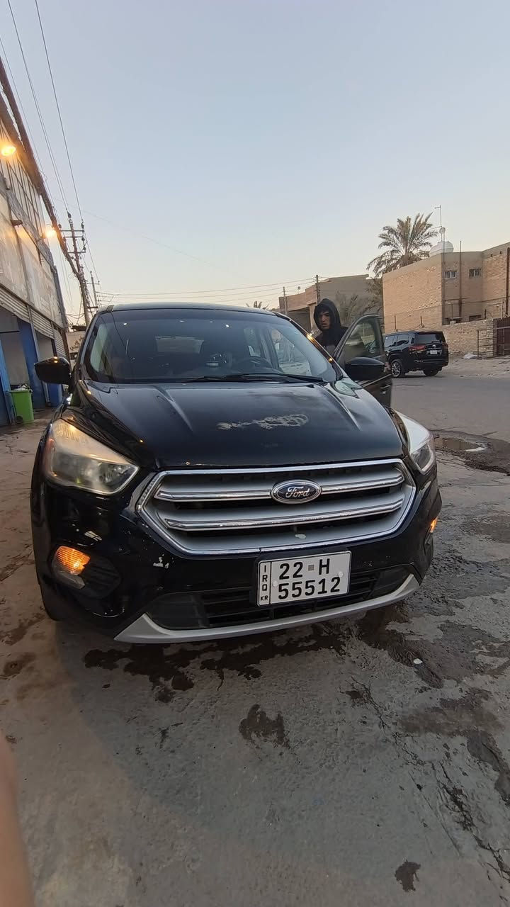 سلام عليكم للبيع او  مراوس فورت أسكيب ٢٠١٧ محرك1500 تيربو اقتصادي يكو كلها شغاله السيارة 
جديد سعر ١٠٨وبيها مجال اتصال وتساب موجود رقم ***********

  بيها بس البنيد مصبوغ قطعة وحده فقط

فول بدون اشاير وبصمة تحكم ستيرن وفتحة قطعتين 

باسمي تحويل ثاني يوم رقم اربيل ادامه وباتري جديد
