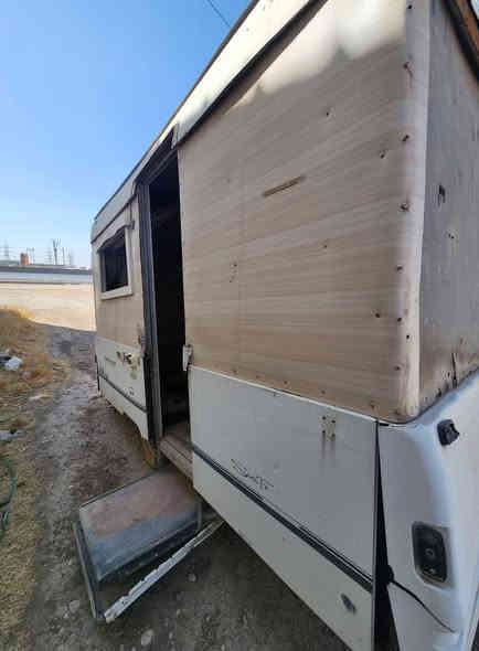 شاصي كرفان امريكي
٣ متر 
مكاني بغداد حي الجهاد 
السعر ٩ اوراق 
تايرات  جديدة 
شاصي امريكي مو اروبي شباب 
السعر غير قابل للتفاوض 
***********
