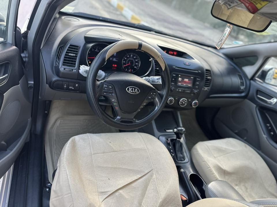 السلام عليكم
فورتي ٢٠١٥ بسمي تحويل مباشر هزه وسنويه جدد وارد امريكي بيه جاملغ مبدل وبنيد صبغ وبيه رشات صبغ بالهلال علئ الباب اكفلها الك كص وعيب شرعي وصبغ عام سياره جاهزه ومحرك ٢٠٠٠ شاشه كامرا ويل كب امريات شفط بلاجكتورات تحكم ايكو مانع انزلاق السعر ١٠٣ وبيه مجال بسيط الشراي مكاني ناصريه الاتصال ***********
