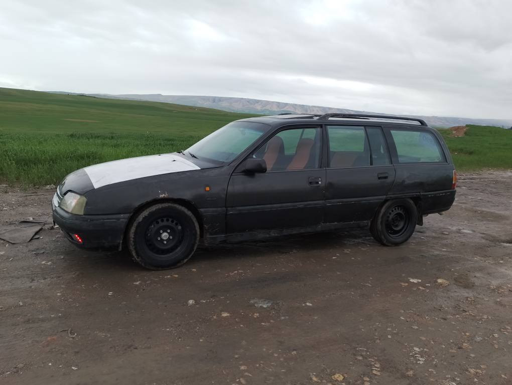 ئۆپڵ ئۆمێگاستێشن
مۆدیل 1990
مەکینە20گێڕعادی
2جام سیلایدکارەبا
کارەبای هەموی مەزبوت
گێڕمەکینەئەکسل بەشەرت
توندوتۆلی بەشەرت
واجیهە بەدەڵ سەنەوی.پاکانە
کامل ئەوراق.ومعامەلە
ئەولیات.هەموی بەشەرت
ناودەرێی جوان ماوە
سەیارەکە.بێ لێدران.و.بێ.خایس.و.بێ
.شکان.و.بێ.قەپ.و.قۆپ
سعر13$ کەمەک مجال
شوێن هەولێر.بەحرکە
ژ.م.***********
بەس فرۆشتنەبرایان أربيل, العراق
