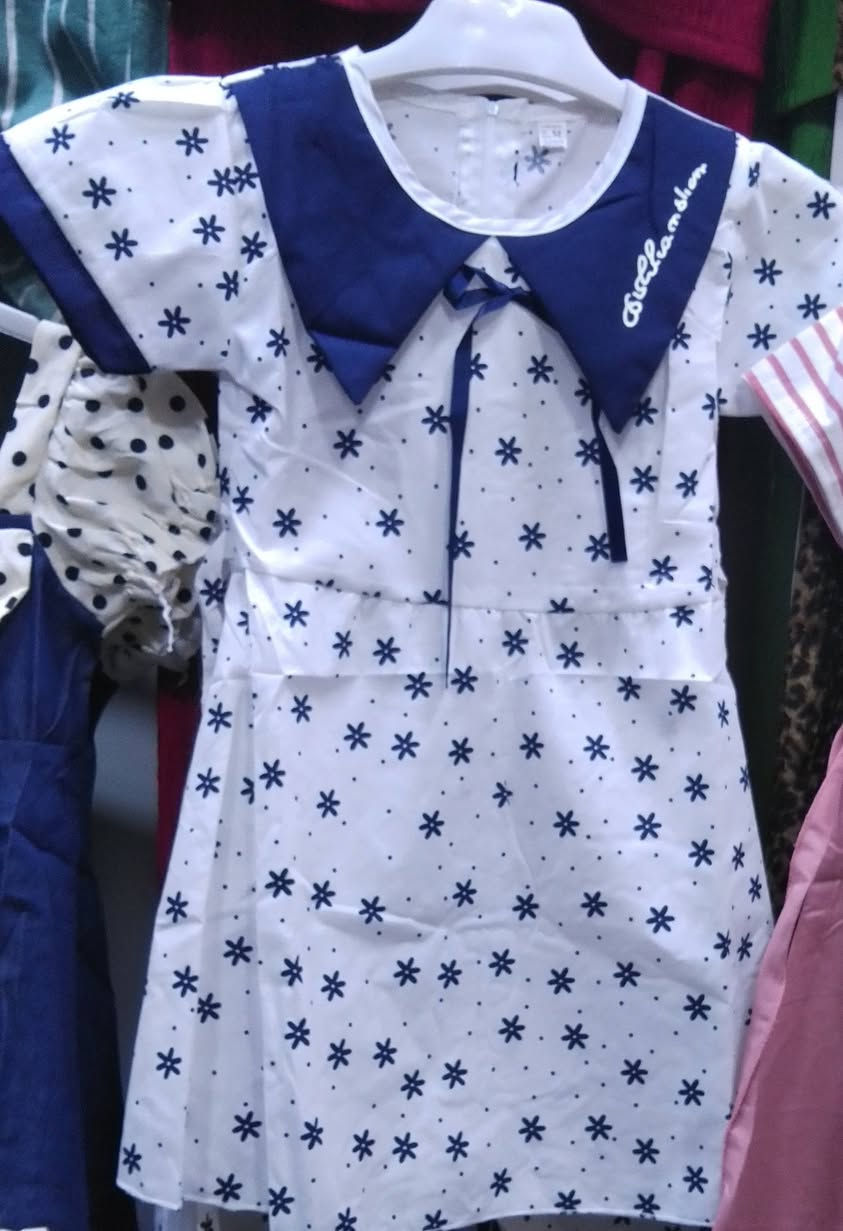 السلام عليكم 
فستان بناتي قياس m l xl xxl يلبس من عمر سنتين الى 6 سنة يجي بطرحتين و 4 الوان سعره 7000


**إذا كنت صاحب هذا الإعلان وتريد حذفه لأي سبب، رجاءا أرسل رسالة إلى الدعم الفني**