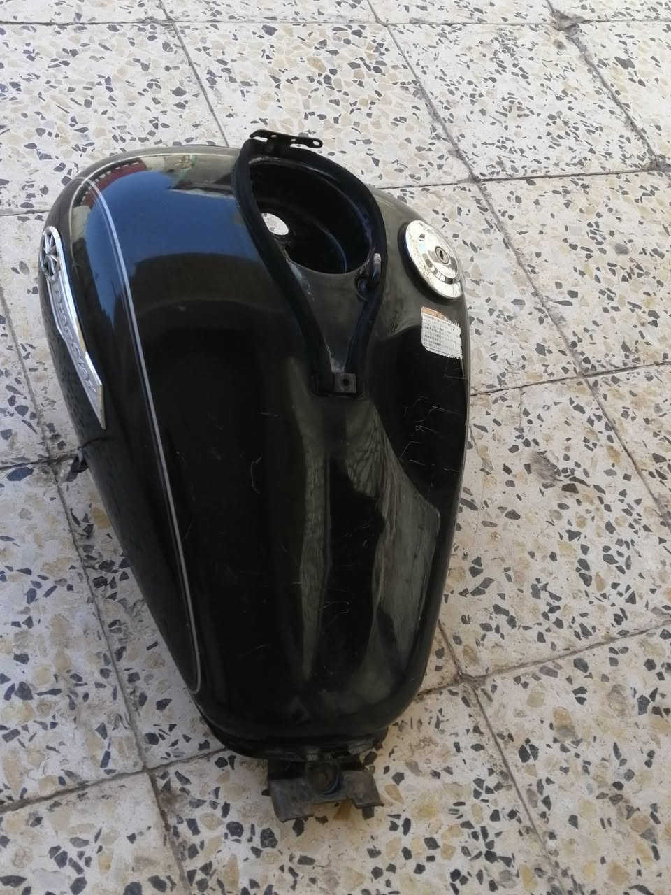 سلام عليكم غراض ادراك ستار تفصيخ شباب الأغراض كلهم بلاد مابيهم برغي تجاري
تانكي نضيف سعره 60 

صدر أمامي كامل وي الفج بريك ب 90

جاملغ خلفي لبلاد نضيف سعره 50

تجوه نيكل 35

جاملغ أمامي لبلاد 20
فيت بم ب20
شوته بلاد نيكل 25

كويلات بلاد ب20

لقم ب20

رواصط نيكل  ايصيرن ع حمالات مال جنط  ب15

استرايح اماميات همه ورواصطهم ب15

دوسات خلفيه ب10

هورن لبلاد هوه ول راسطه ب8

ميزانيات ب10

قبق نيكل ايصير جوه الاكزوزات ب15

واقيه زنجيل ب5

عتله كير كامله ب20

عتله بريك خلفي كامله هيه ول جوزه ول قمجي ب25 

شباب التواصل فقط ماسنجر واتصال ع رقم ما عندي واتساب يوجد توصيل جميع المحافظات 

***********
