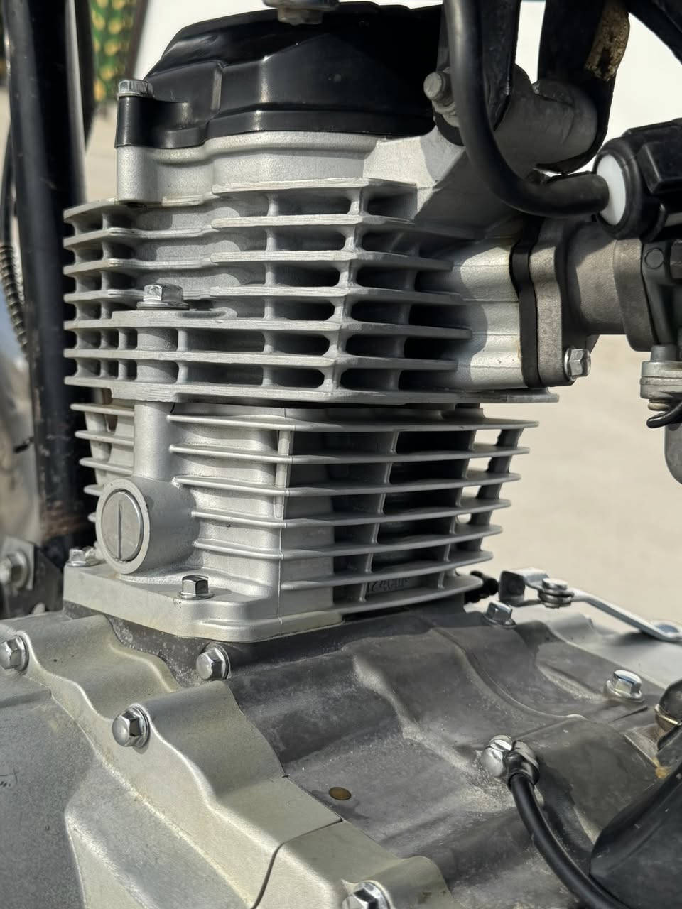 عندي ماظور إيراني لبيع موديل 2023محرك١٥٠كبس ما مفتوح 4كير منفيس اصلي كهربيات كلو شغال ابشرط ماطور حيل نظيف كزوز جبير سعر 525 بي مجال قليل رقم ***********
