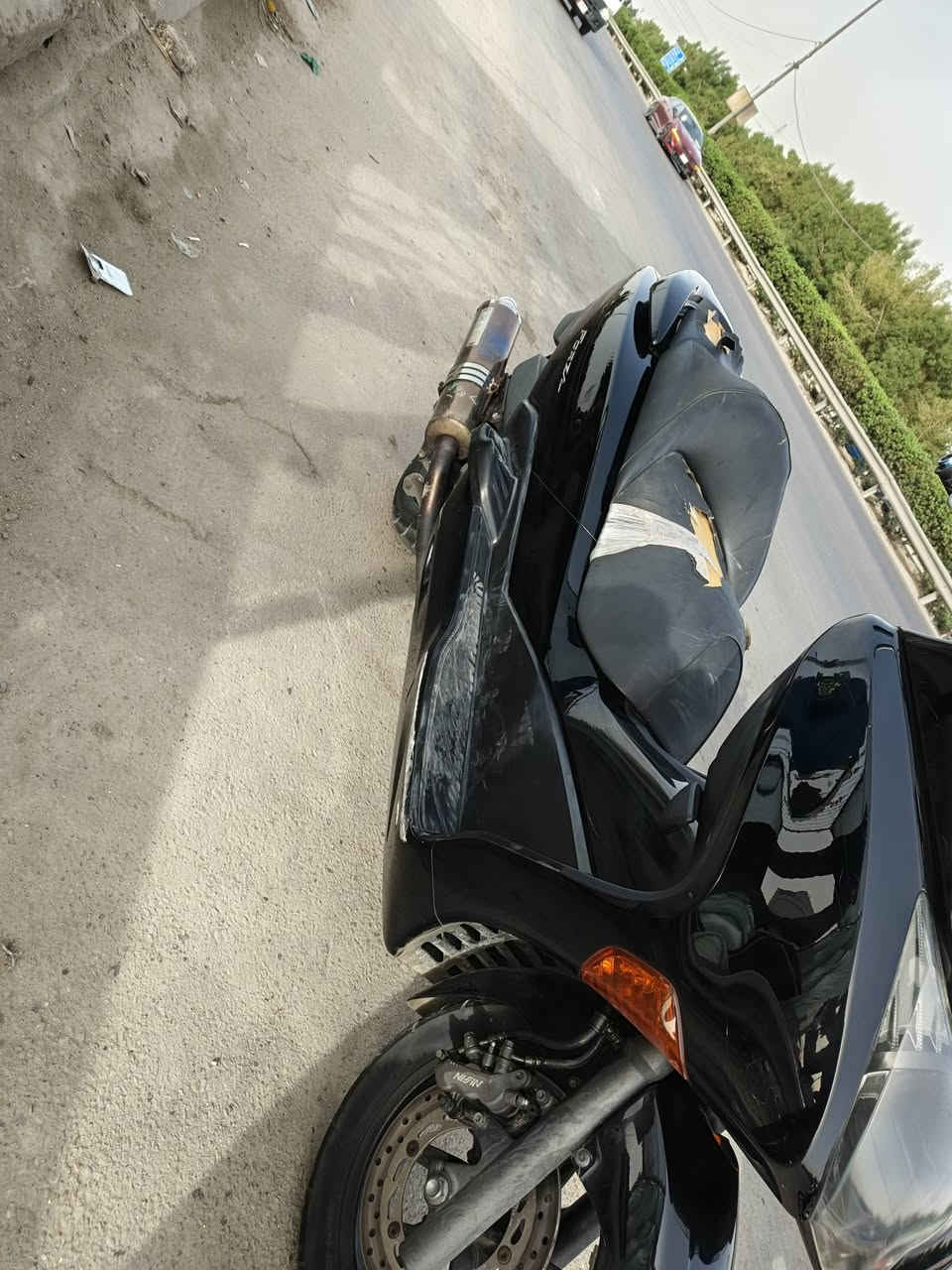 سلام عليكم دراجه 0 10 كفاله عامه دبل بصمه حي النظيفه صار اسبوع من نزلتها من معرض  شلعه ومعدل ماشيه 29 بها صانصه رياضي ثلاث تحكمات كيوره عادي واس اوتوماتيك اتصال واتساب متواجد بالفيس السعر خاص تصل ***********
