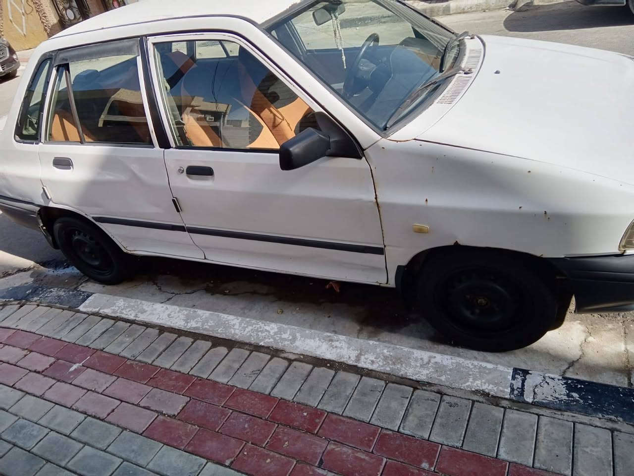 سايبه 11 بيضه رقم كربلاء 25 بيها مجال انا مكلف في النشر تفاصيل خابر على رقم الموجود 
*********** كربلاء, العراق
