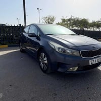 كيا سيراتو 2017 خليجي بسعر جوة السوك  محرك 2000 دوش تحكمات ستيرن جهتين...