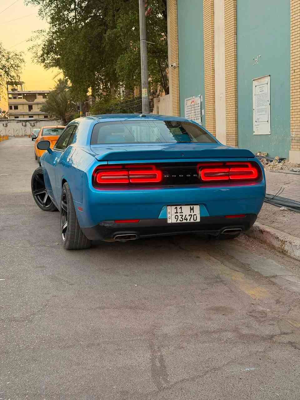 دوج جالنجر 2019 لون مميز 
اكزوز  رياضي حلو مو مزعج 
 3600 sxt
بيع او مراوس شعندك تعال خاص او واتساب 

شباب السياره مابيهه نقص تراي زيرو 
تصليح درجه اولى 
صدر امامي خلفي كااامل مبدل قبل ١٠ ايام وموجود وصل بي 

السعر ١٤٥ وبيهه مجال للشراي 

رقم بغداد انكليزي بأسمي هزه وسنويه جديد تحويل مباشر  
حادثها  بنيد وجاملغين امامي يعني الحادث ٣ قطع الباقي بدون صبغ 
داخل جلد  
وياله نجمه خسفه قويه توسايز
مكينه وكير كفاله 
ماشيه ٧١ الف 
منضومة المي كلها جديده 
شاشهsxt العاديه 
تبريد جاهزه للاخير السياره اي نقص مابيها

رقم صاحب سيارة ***********
