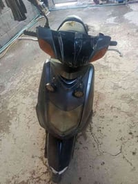 دراجه سكنس للبيع نظيفه 350 وبيها مجال بغداد الزعفرانيه 07705708504 بغد...