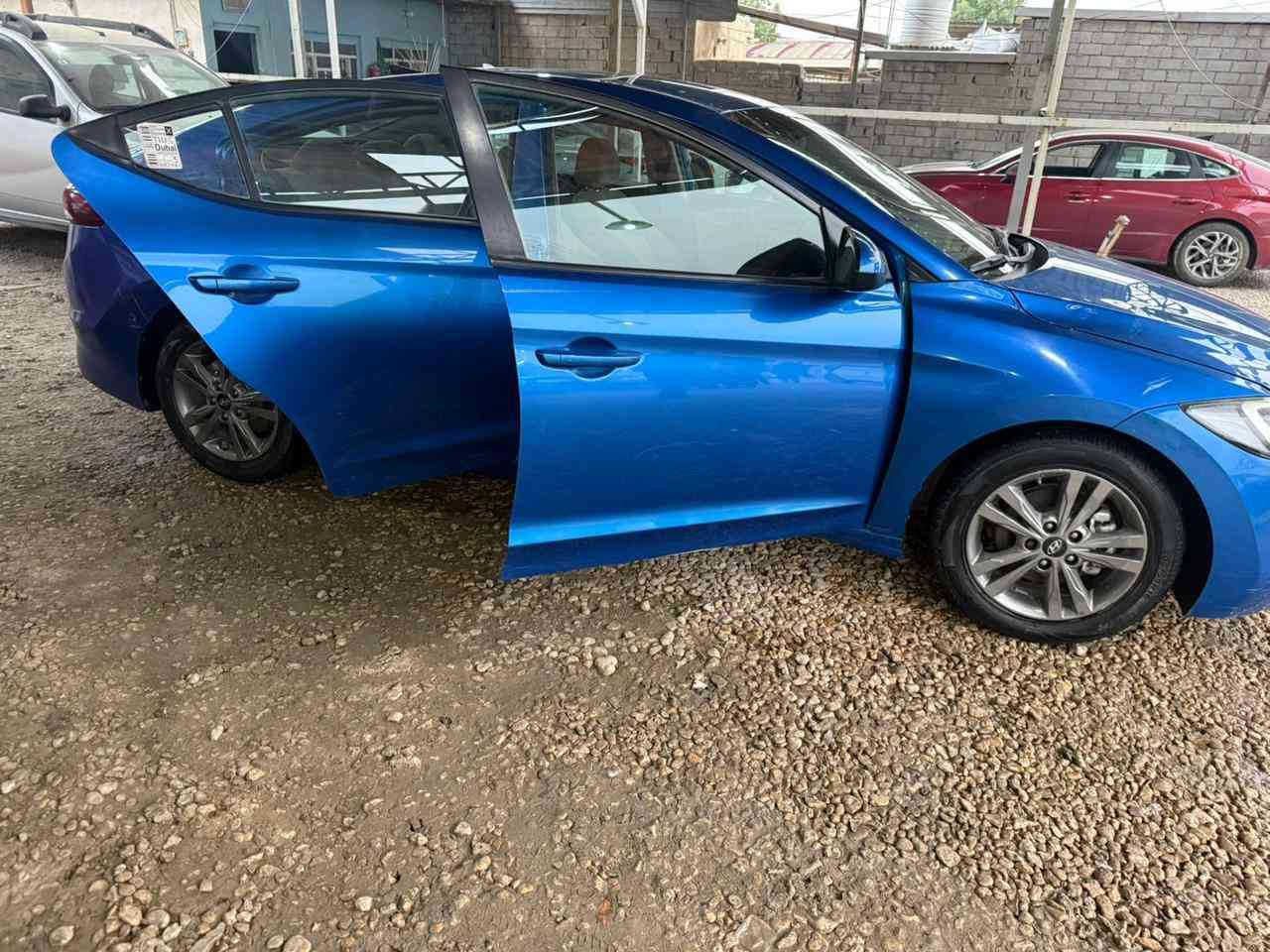 مرخصت الادمن المحترم
الالنترا موديل ١٨ 
 رقم اربيل دولي باسمي حصرا فول السياره عدا الفتحه 
مصفره غرامه 
سنوية لغاية ٣٠ 
تبريد تدفئه شغاله 
محرك وكير مكفولات 
مكفوله عدا الجاملغ الامامي الايسر مبدل وربع البنيد صبغ وشرط السونار 
حداديه اماميه خلفيه جديده 
تخم تاير جديد
كهربائيات كلهه جاهزه 
السعر ١٢٢ وبيهه مجال 
مكان السياره بابل نادر الثالثه 
رقم الهاتف ***********
