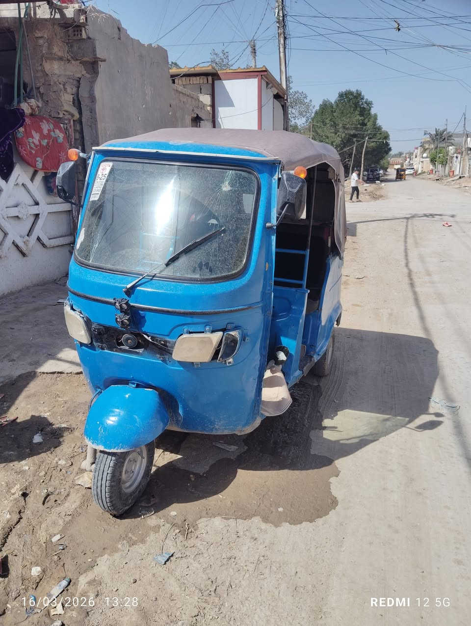 مديل عشرين. بدون وراق  سعر 1800 وبيهه مجال قليل
***********
