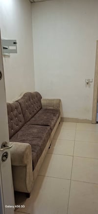 منطقة شورش • مؤثثة • غرفة وصالة