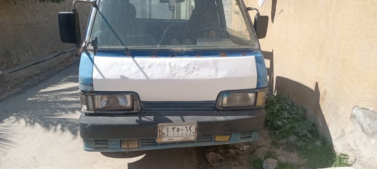 كيا. لبيع مديل ٩٣ كير مكينه شاصي مكفول سعر ٣٤ ورقه وبهه مجال عنوان ديالئ بعقوبه تصل عل رقم ***********
