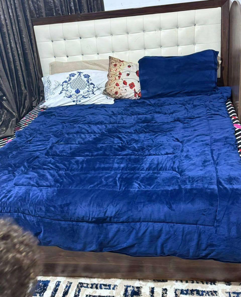 غرفه نوم تركي للبيع كلش جديده ونضيفه عنوان ناصريه حي المتنزه سعر وبي مجال للشراء ٣٥٠


**إذا كنت صاحب هذا الإعلان وتريد حذفه لأي سبب، رجاءا أرسل رسالة إلى الدعم الفني**