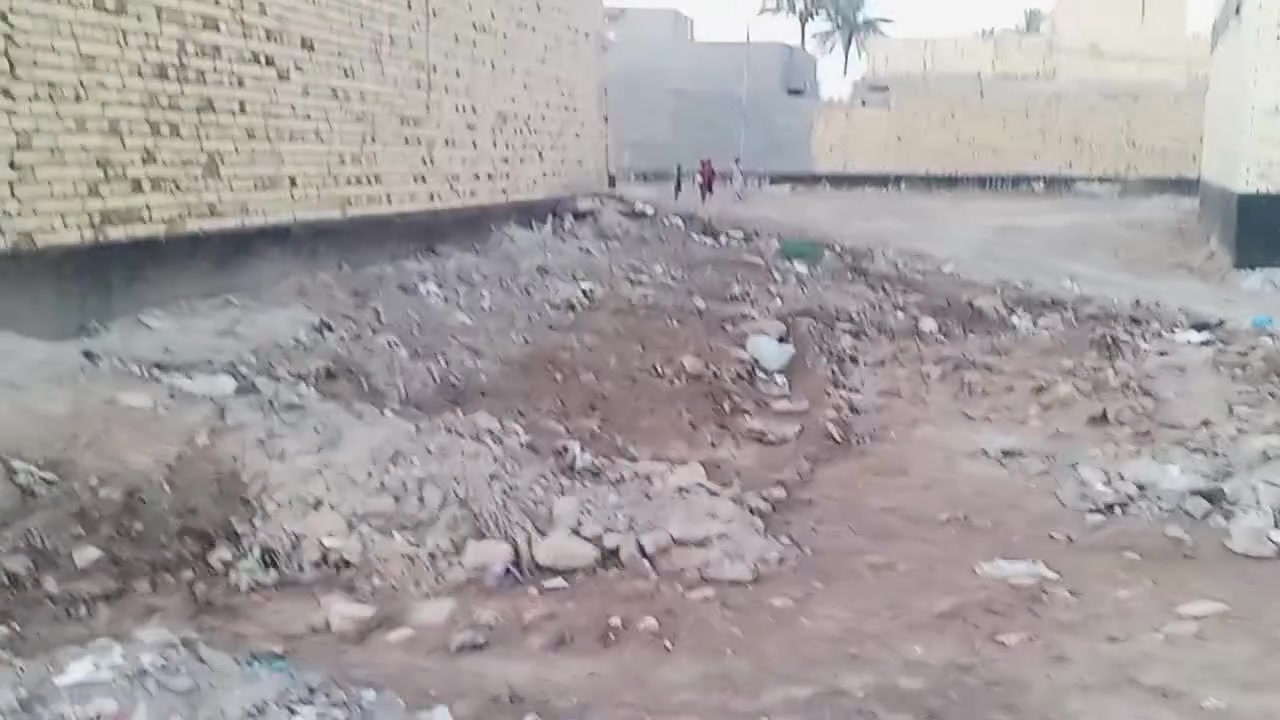 السلام عليكم 
قطعة لبيع 
مساحة 315 متر طابو زراعي سند 25 
تحويل مباشر 
الموقع شارع المعاره قرب بيت الحاج طه سوير 
تبعد عن شارع العام 50 متر 
ركن على 3 شوارع 
ترهم قطعتين 
متوفر كافت الخدمات 
موقع مميز جدن جدن 
عرض الشارع 8 متر 
ملاحظة 
مراجعت مكتب العميد للعقار قرب بيت الحاج طه سوير 
شارع المعاره 
اي ستفسار 
‏‪***********‬‏
‏‪***********‬‏ واتساب
